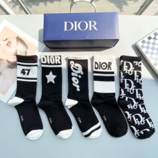 DIOR